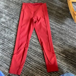 Lululemon size 6 25s